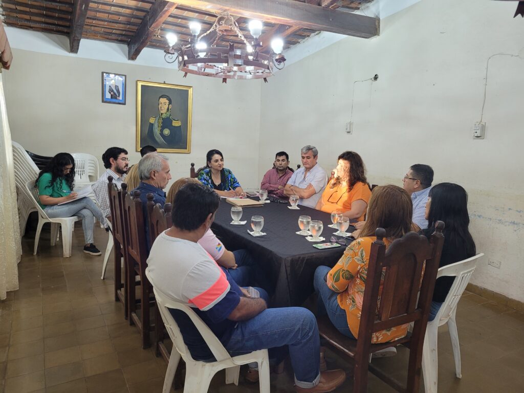 Reunión con directivos de las escuelas rurales