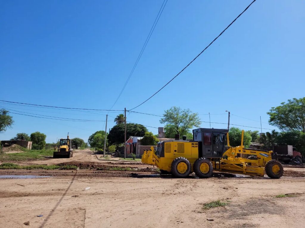 Pavimentación en la Avenida Juan Domingo Perón