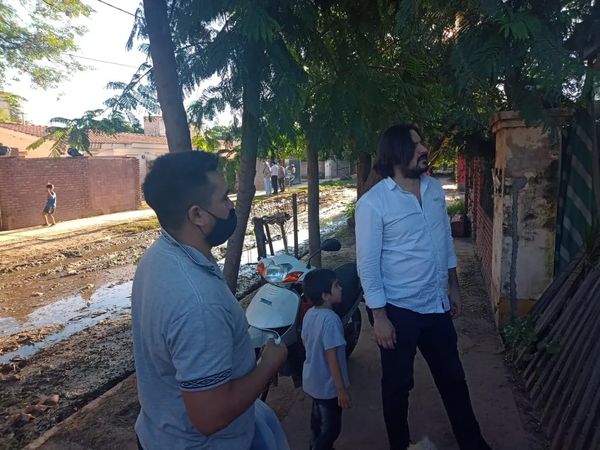 Importante reunión con miembros del colegio de arquitectos