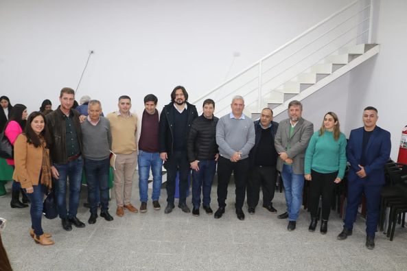 Cisneros participó del segundo encuentro de intendentes en Sumampa Cisneros participó del segundo encuentro de intendentes en Sumampa