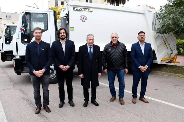 Cisneros recibió un camión compactador para Monte Quemado