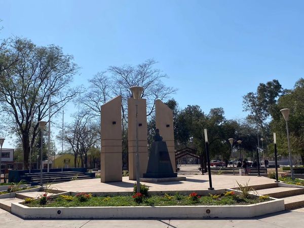 Trabajo de Parquización y Mantenimiento en Plaza San Martín