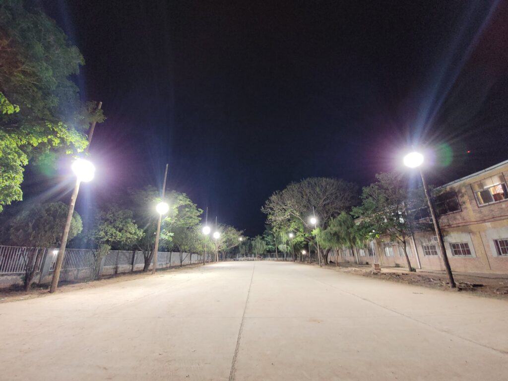Nueva Iluminaria para el playon del colegio Fray José Genesio Baldán