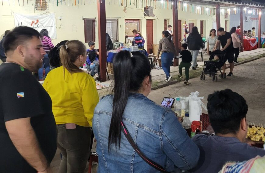 Apertura del Paseo de Artesanos, Emprendedores y familias de Monte Quemado