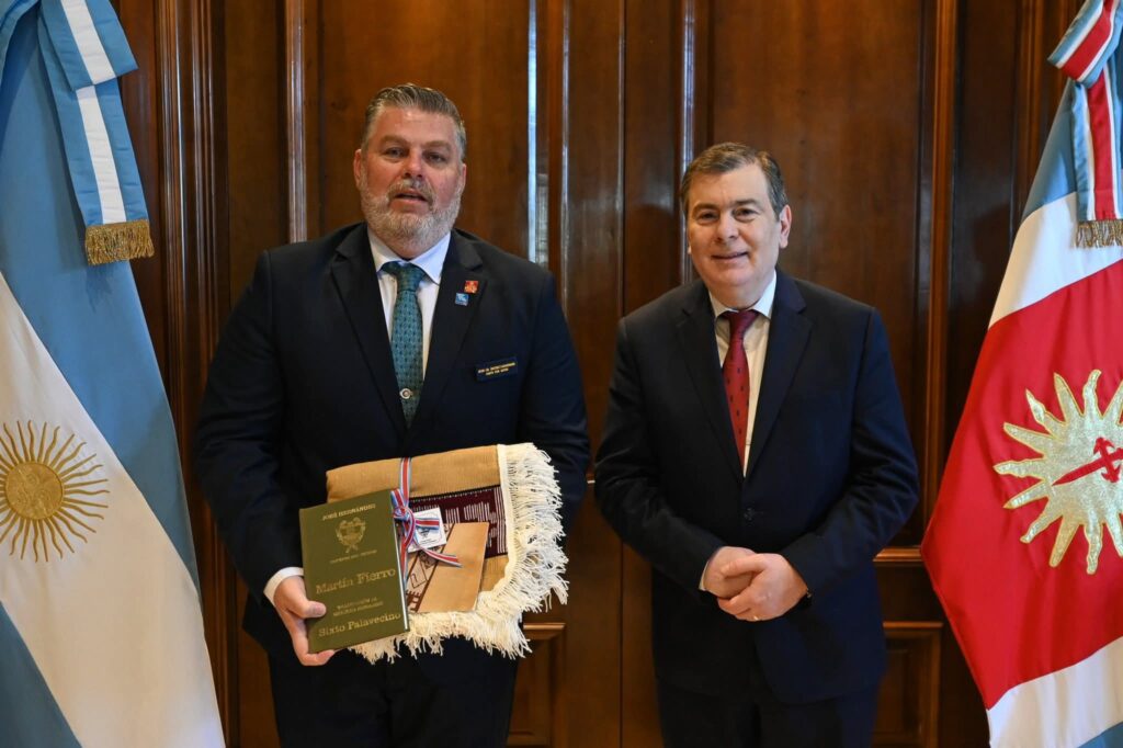 Gerardo Zamora recibió la visita del gobernador del Distrito 4851 del Rotary Club