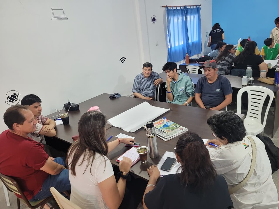 Jornada de Innovación y Sostenibilidad Apícola en Monte Quemado