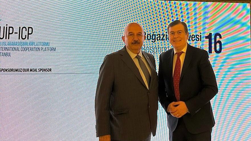 Gerardo Zamora participó en la Cumbre del Bósforo en Turquía representando al Norte Grande Gerardo Zamora participó en la Cumbre del Bósforo en Turquía representando al Norte Grande