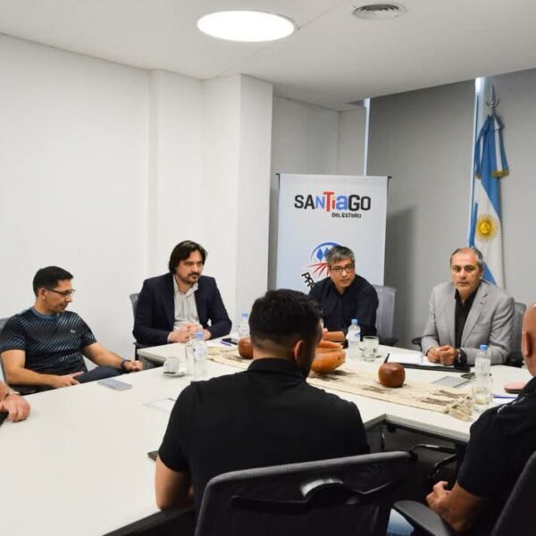 El intendente Felipe Cisneros participó de una reunión en el marco del proyecto del Frigorífico Monte S.A.S.