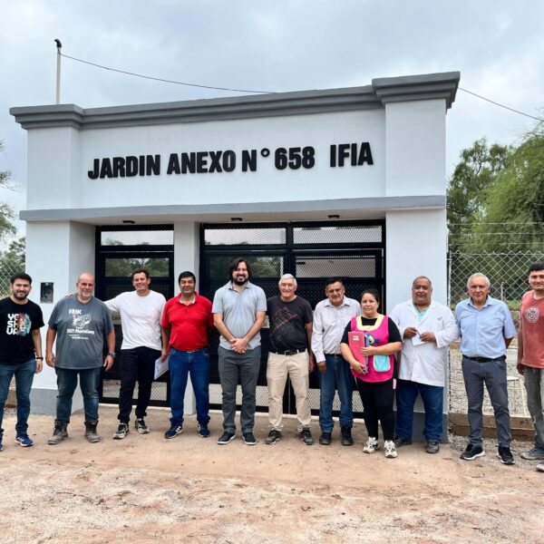 IFIA: Entrega de llaves del nuevo edificio del Jardín de Infantes
