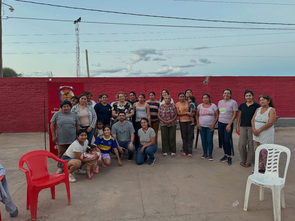 Taller “Acercando Derechos” en el Barrio Triángulo Taller “Acercando Derechos” en el Barrio Triángulo