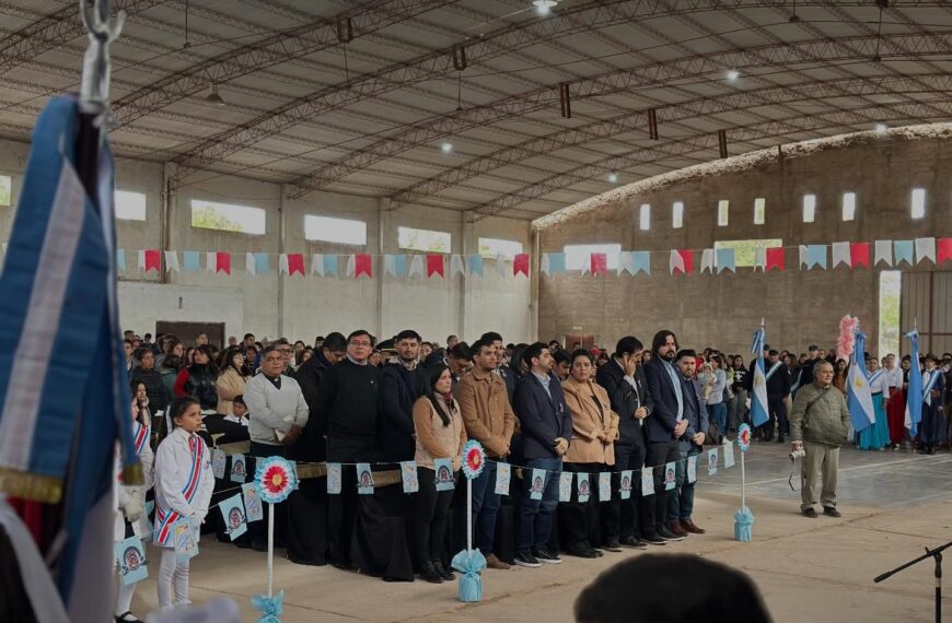 Acto por el Día de la Autonomía Provincial