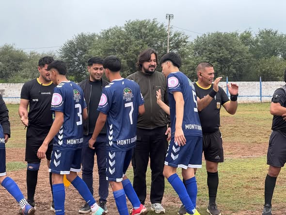 El intendente Felipe Cisneros participó del inicio del torneo “Los Pibes del Barrio”