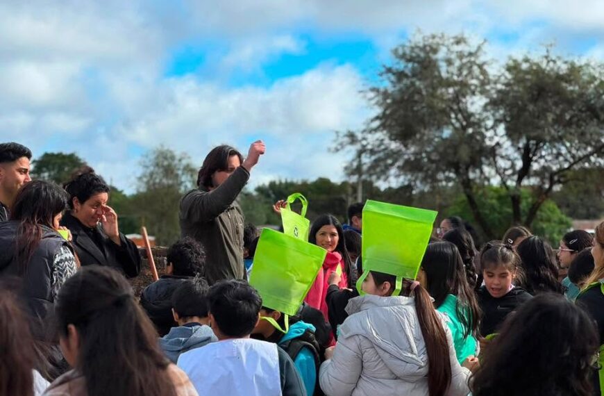 Jornada de limpieza en la Escuela N°313 por el Día Mundial del Ambiente