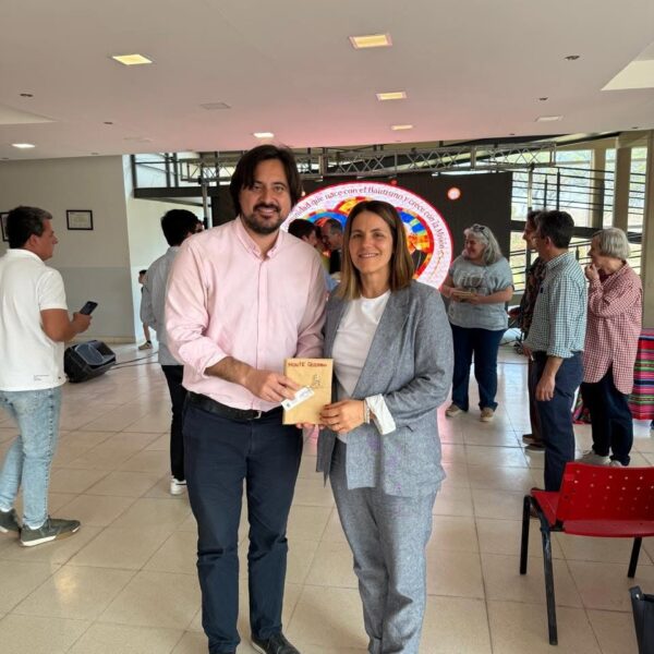 El intendente Felipe Cisneros participó del encuentro “Artesanos de Fraternidad”